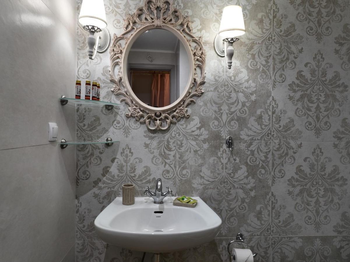 Skiron Junior Suite. *